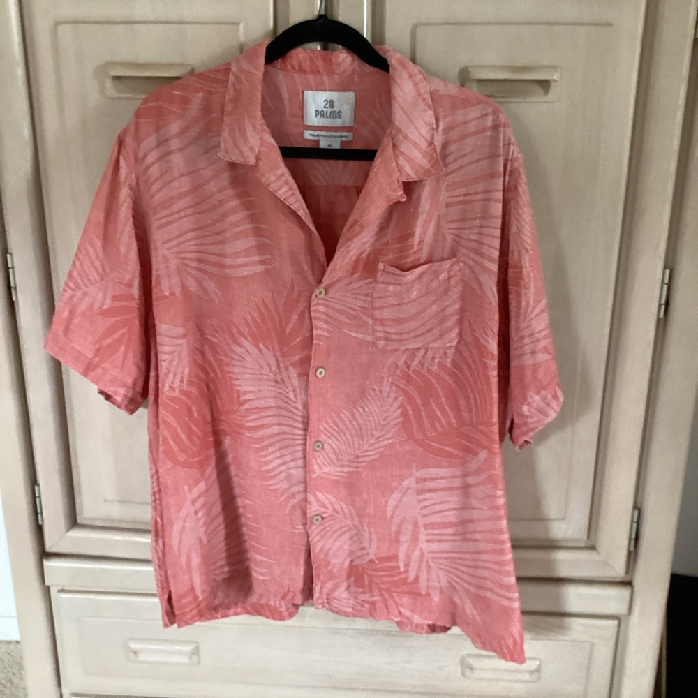 28 Palms Hawaiian leaf shirt